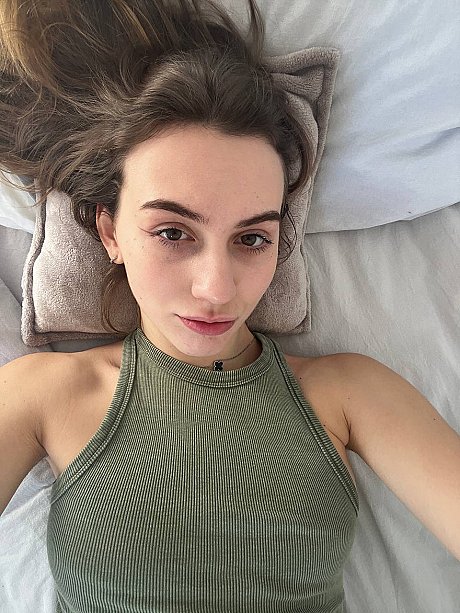 OnlyFans Emma Uzi featuring Emma Uzi XXX Porn Pics - Image 4 of 15  in Model category   featuring Emma Uzi 