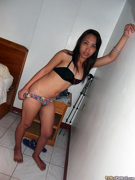 Kinky asian young Caren Olimberio doffs her clothes and fucks a stiff meat - Image 6 of 21  in Teen category   featuring Caren Olimberio 