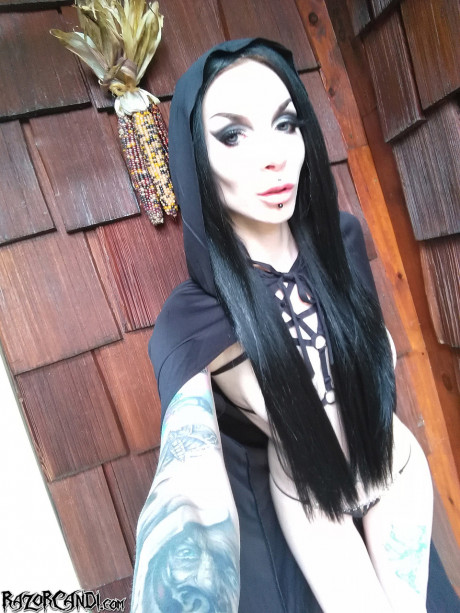 Goth whore GF chick Razor Candi flaunts her enormous ass over a pumpkin in Halloween attire - #1227347