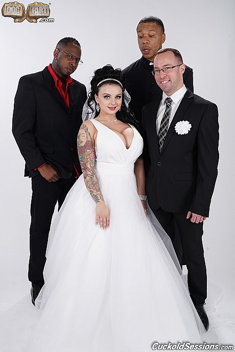 Buxom bride with a enormous ass Payton Preslee gets blacked in a cuckold threesome - Image 6 of 21  in Big Cock category   featuring Jon Jon, Payton Preslee, Jason Sweets 