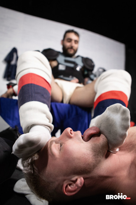 Gay hockey player Aiden Jacobs gets creampied by his teammate Tony D Angelo - #1181243