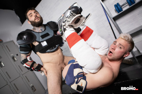 Gay hockey player Aiden Jacobs gets creampied by his teammate Tony D Angelo - #1181247