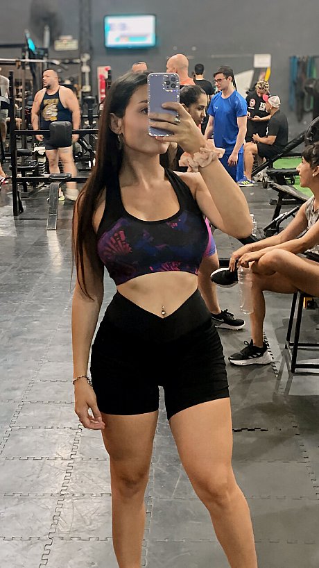 OnlyFans Maria Luna 18 performed by Maria Luna 18 nude Porn Pics - Image 15 of 17  in Model category   featuring Maria Luna 18 