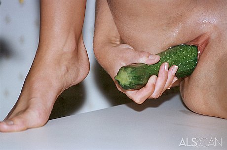 ALS Scan performed by Elle Porn Pics - Image 18 of 20  in Dildo category   featuring Elle 