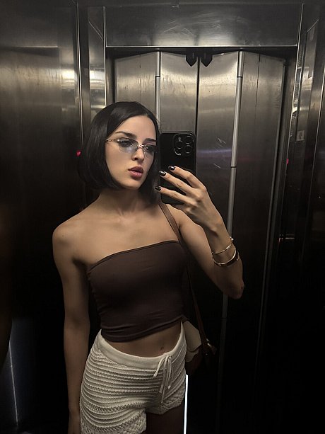 OnlyFans Lory Dark 21 Sex Photos - Image 5 of 17  in Model category  