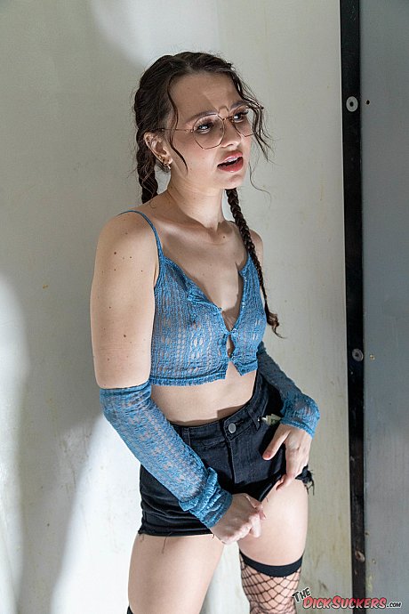 Liz Jordan wears her glasses during a blowbang in an adult movie store - Image 5 of 15  in Teen category   featuring Liz Jordan 