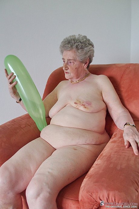 Curly-haired old lady Pitschka flaunts her saggy boobies in her compilation - Image 13 of 21  in Thick category   featuring Pitschka 