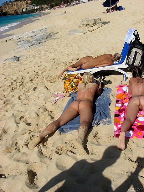 A slew of young teenie and pretty teens doff bikinis to play undressed at the beach - Image 19 of 20  in Pussy category   featuring Faye Reagan, Kacey Jordan, Amy Lee, Hailey Young, Cindy Hope 