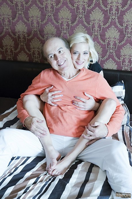 Blondy teenie with tiny tits Ria Sunn gets screwed by an cougar daddy - Image 17 of 20  in Teen category   featuring Ria Sunn, Marcello 