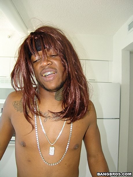 Pornstars Mia Bang G & Kelly B show their hot curves to a couple of crazy studs - Image 17 of 20  in Lesbian category   featuring Ramon, Maxx Blacc, Mia Bang G, Kelly B 