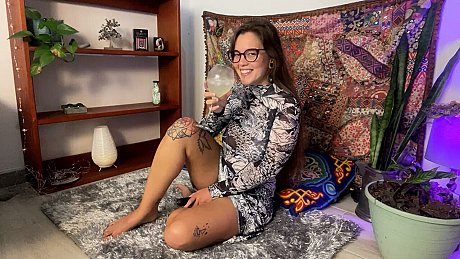 Tattooed amateur Valentina A toys her horny twat using a vibrator - Image 5 of 21  in Pussy category   featuring Valentina A 