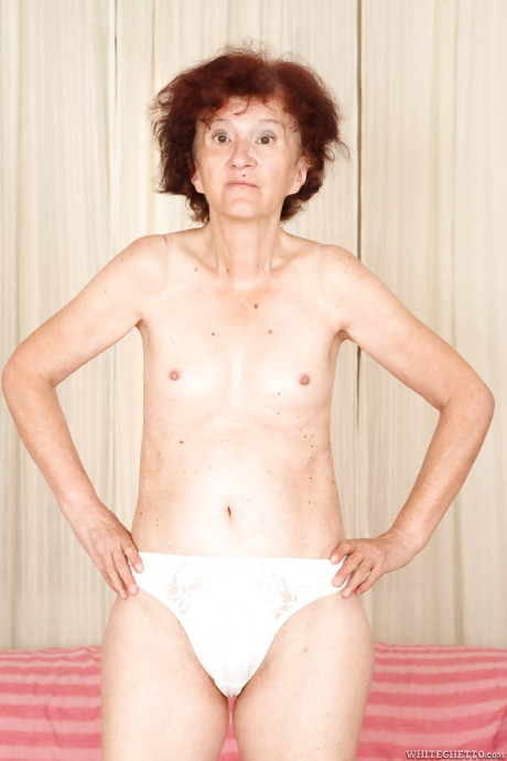 Ginger grandmother Marcelina shows herself undressed in the bedroom! - #482220