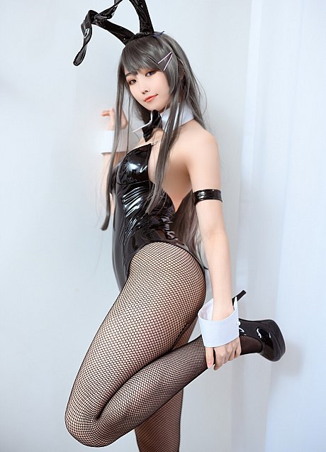 Patreon HornyCos XXX Porn Pics - Image 5 of 10  in Spreading category  