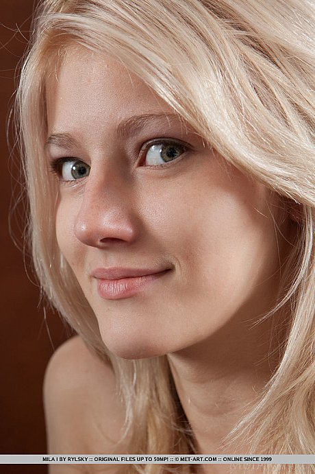 Leggy blonde babe Mila I displaying nice teen boobs and shaved snatch - Image 9 of 18  in Pussy category   featuring Mila Ieye 