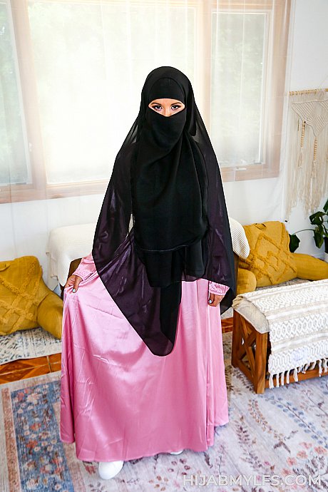 Slutty Arab babe Nina White eats jizz after slutty hardcore sex with a hung stud - Image 1 of 20  in Tattoo category   featuring Victor Ray, Nina White 