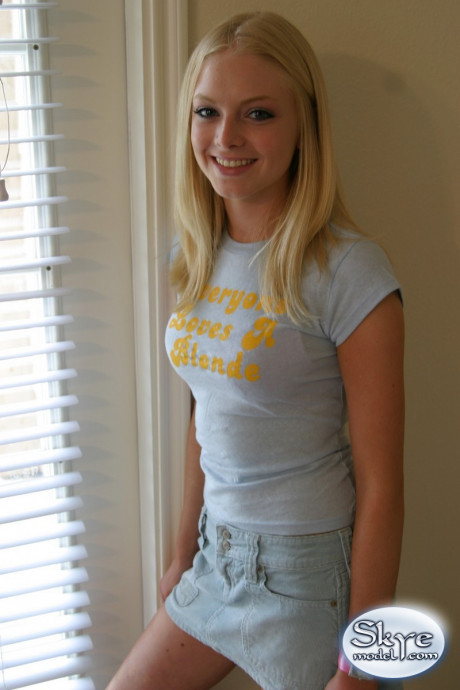 Yellow-haired amateur Skye Model models by herself in a short skirt - #650841
