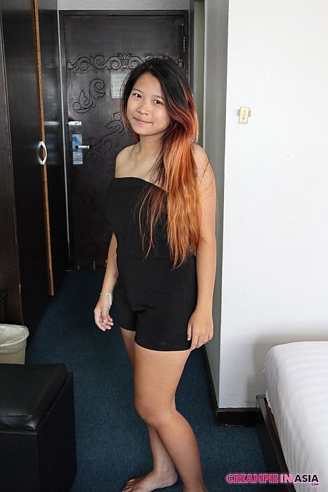 Sexy chinese newbie Bou strips to her underwear and displays her hot curves - Image 2 of 20  in Pussy category   featuring Bou 
