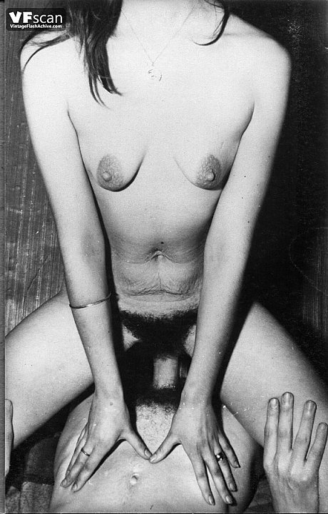 Hairy twat vintage porn goddesses bareback their horny holes for a good banging - Image 7 of 12  in Ass category  