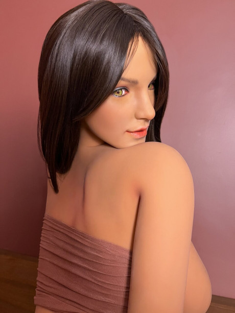 Sex Doll Queen nude XXX