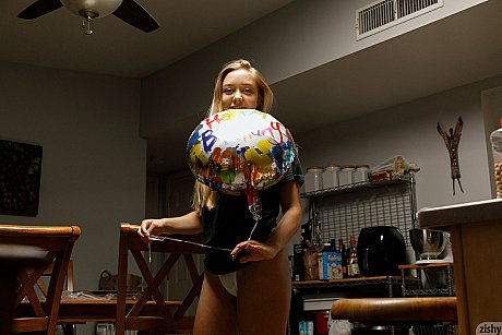 Gorgeous amateur Brandy Gila shows off her pretty tiny melons and her hot booty - Image 4 of 12  in Babe category   featuring Brandy Gila 