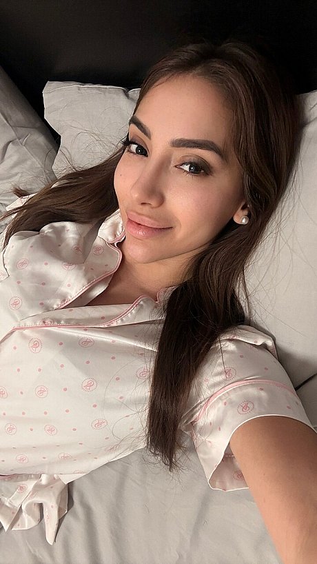 OnlyFans Haleema Ahmed undressed Pictures - Image 9 of 11  in Model category  