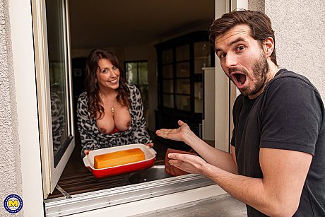 Brunette older Daphne Laat seduces and fucks her son's best friend - Image 2 of 10  in Amateur category   featuring Daphne Laat, Brendan Raven 