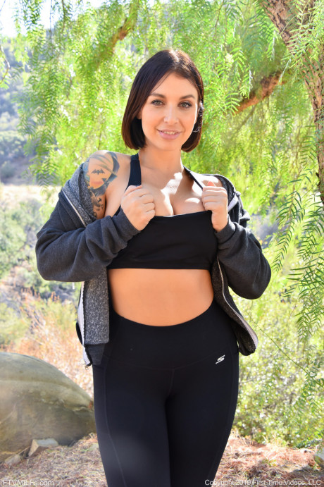Sporty MILF Ivy toys her horny cunt after flaunting her juicy boobs in public - #1259984