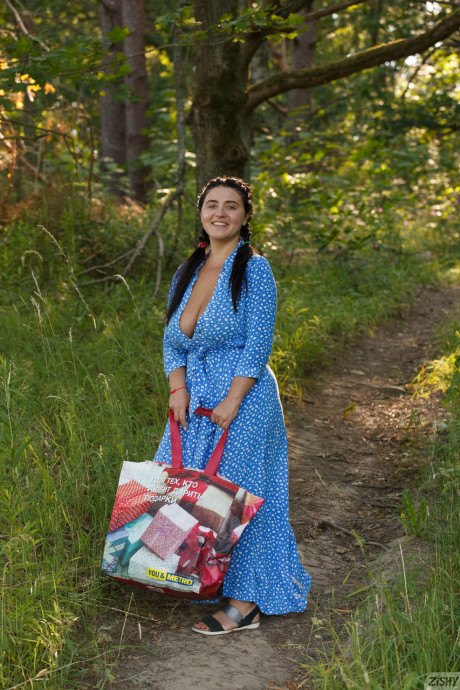 Stacked babe Vyeta Mustafina shows off her beautiful huge breasts outdoors - #1185177