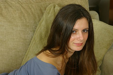 Sweet amateur Martina strips to her leggings and flaunts her satin-clad ass - Image 7 of 20  in Legs category   featuring Martina 