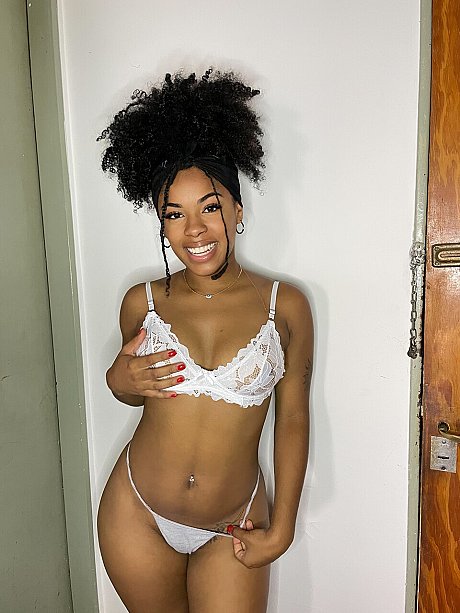 OnlyFans Paola Axo Hot Porn - Image 4 of 21  in Amateur category  