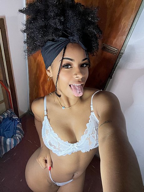 OnlyFans Paola Axo Hot Porn - Image 15 of 21  in Amateur category  