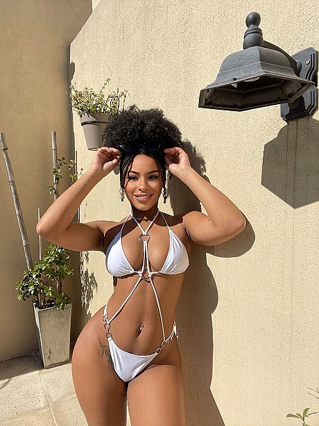 OnlyFans Paola Axo Hot Porn - Image 21 of 21  in Amateur category  