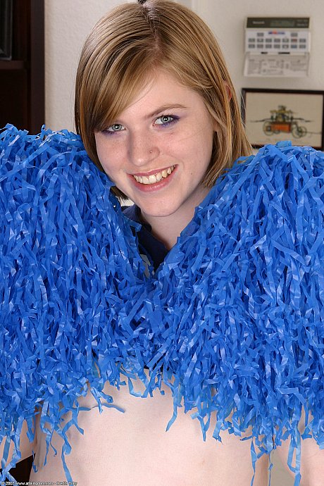 Blondie cheerleader Elizabeth shows off her tits & spreads her shaved snatch - Image 1 of 20  in Close Up category   featuring Elizabeth 
