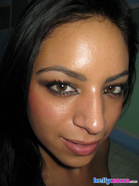 Horny brunette Kelly takes a closeup self shot of her hard nipples & hot butt - Image 10 of 16  in Close Up category   featuring Kelly XoXo 