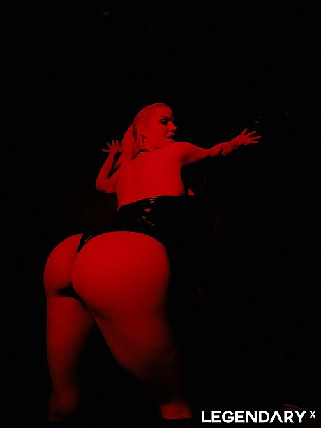 Nicole Doshi and Vic Marie give a double oral sex during BDSM play - Image 5 of 12  in Asian category   featuring Nicole Doshi, Vic Marie 