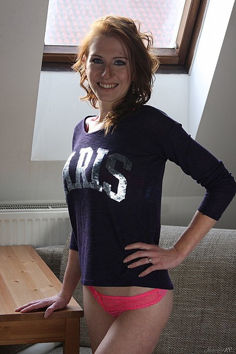 Beautiful 18 featuring Hanka XXX Images - Image 1 of 21  in Pussy category   featuring Hanka 