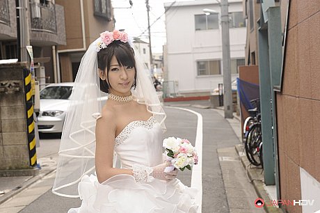 Pretty Japanese bride Ruri Narumiya poses on the street during her massive day - Image 9 of 15  in Outdoor category   featuring Ruri Narumiya 