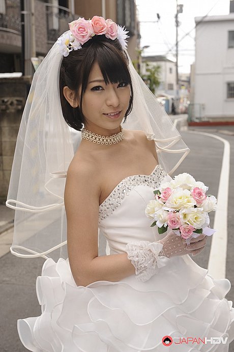 Pretty Japanese bride Ruri Narumiya poses on the street during her massive day - Image 14 of 15  in Outdoor category   featuring Ruri Narumiya 