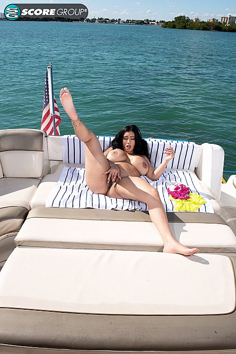 Score Land starring Selena Adams undressed Porn Pics - Image 15 of 21  in Latina category   featuring Selena Adams 