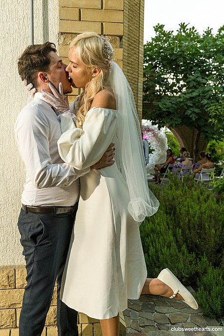 Sleazy blonde bride kisses her best husband man stud and takes his meat in white nylons - Image 10 of 21  in Pussy category   featuring Martin Spell, Novella Night, Alice Flore, Angel Rai, Jane White, Avrora Murai, Olivia Trunk, Murkovski Showl, Cristafeer Robien 