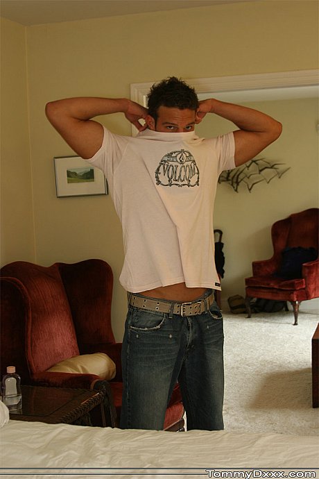 Short gay yellow-haired Tommy D and tall brunette Ricky M blow each other's penises - Image 2 of 21  in Gay category  