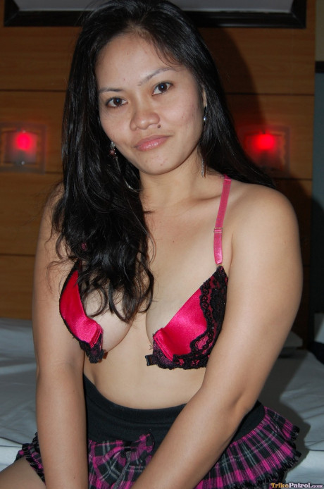 Sweet Filipina Amor Del Rosario gets her mouth & cunt screwed by a stranger - #1096229