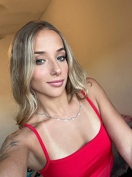 OnlyFans Norwegian Viktoria nude XXX - Image 9 of 10  in Model category  