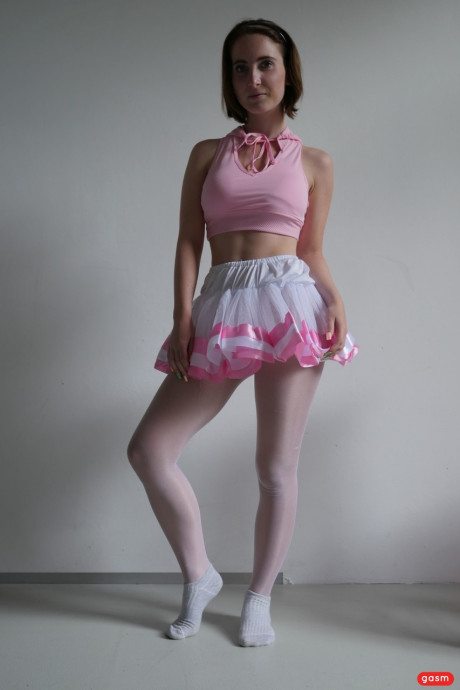 Brunette ballerina Lia Louise teases in her tutu & mounts her dance instructor - #786585