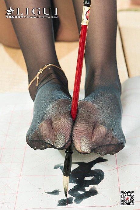 Patreon LiguiSilkArt Sex Images - Image 4 of 11  in Pantyhose category  