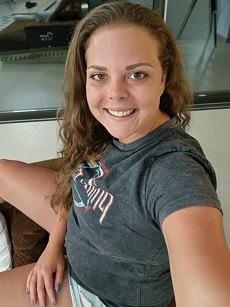 Ersties featuring Lea L Porn Gallery - Image 18 of 20  in Amateur category   featuring Lea L 