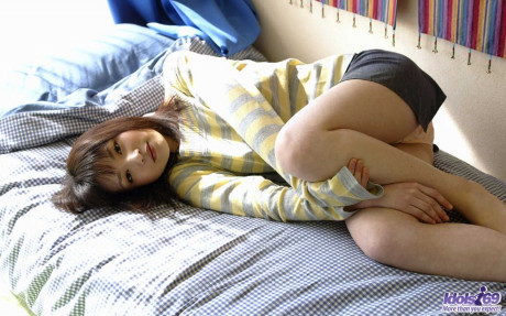 Fresh teen Japanese whore GF chick Kanan Kawaii flashes upskirt panties before getting naked - #1233751
