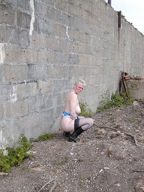 Old blondy Tiffany Pearl gets nude in ebony nylons and boots - Image 9 of 16  in Outdoor category   featuring Tiffany Pearl 