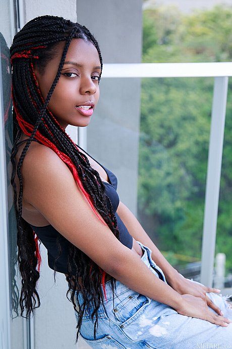 Met Art featuring Sukki T Porn Images - Image 4 of 20  in Model category   featuring Sukki T 