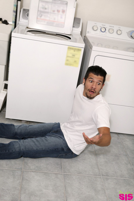 Sleazy Nina Nirvana gets fucked by monstrous dong stepbrother in laundry room POV - #1328571